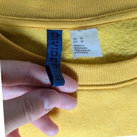 H&M Yellow Oversized Crewneck Sweater Men Size Medium - Picture 12 of 12